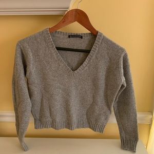 Brandy Melville Gray Sweater
